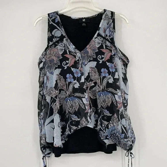 IZ Byer Floral Cold Shoulder Long Sleeved Top Medium - Picture 1 of 9